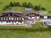 Garni Kedul Lodge
